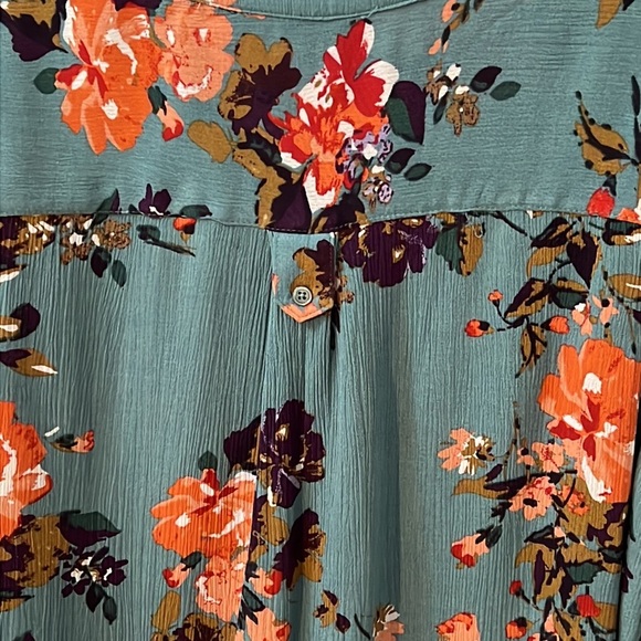 Market & Spruce Women's Spring Floral Teal Top Size XL - Picture 7 of 8